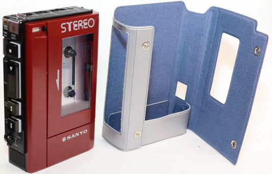 Sanyo Cassette Player M4440 with Case and User Manuel - SN: 14310419