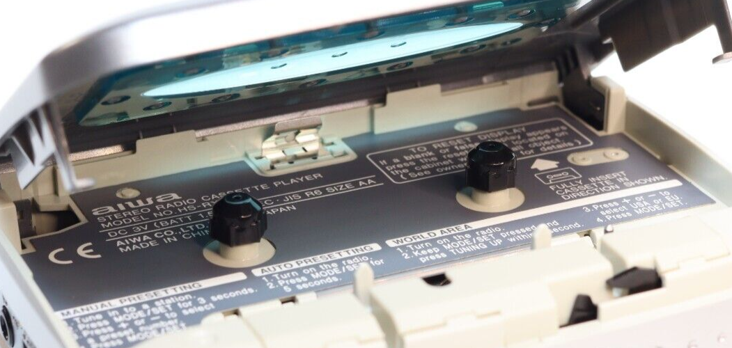 REFURBISHED - Aiwa Radio/Cassette Player RX118 - (Fully Operational) SN: S03LO17A1628