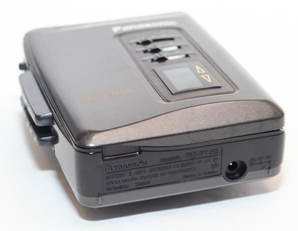 REFURBISHED - Panasonic Radio/Cassette Player RQ-V152 - (Fully Operational) SN: BA1IB26721