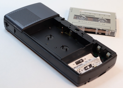 REFURBISHED - Grundig Stenorette Sh 30 , Plus 30min Cassette - (Fully Operational) Serial No: 034320800701043599