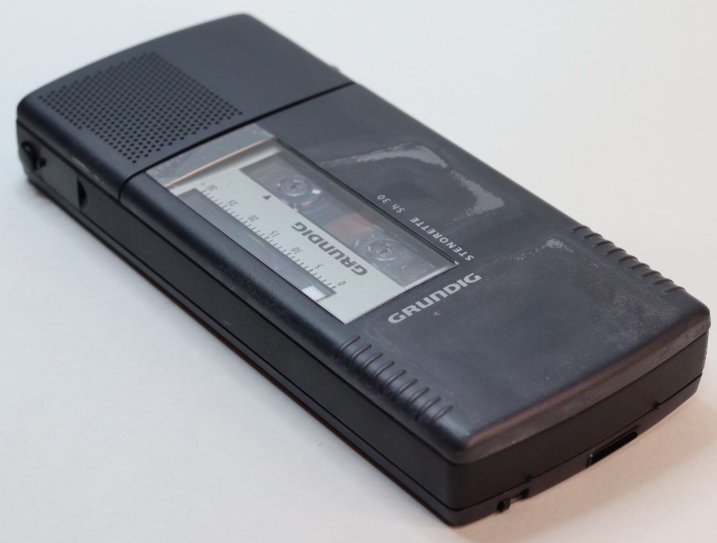 REFURBISHED - Grundig Stenorette Sh 30 , Plus 30min Cassette - (Fully Operational) Serial No: 034320800701043599