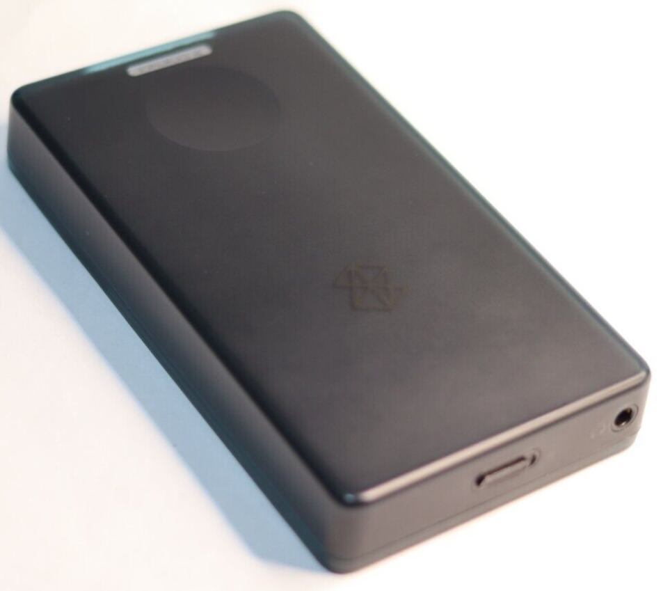 REFURBISHED - Microsoft Zune 30Gb with "Premium Earphones" - as seen in Guardians of the Galaxy 3 (Fully Operational) Serial Matched Box No: 018748764610