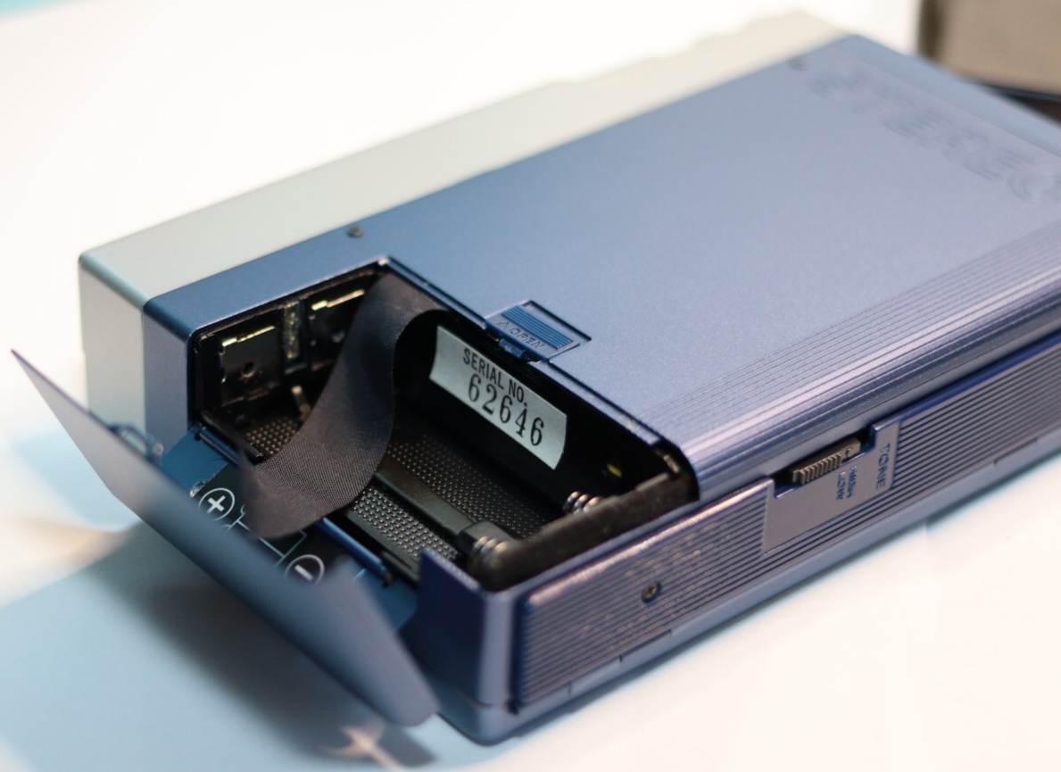 REFURBISHED - Sony Walkman Cassette Player Sony TPS-L2, Including Accessories in Original box. Rare Japanese Version Serial matched - (Fully Operational) Serial No: 62646