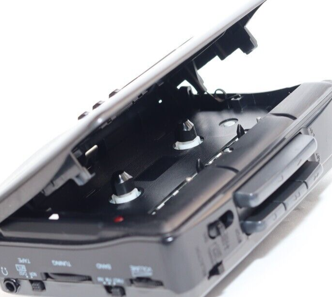 REFURBISHED - Panasonic Radio/Cassette Player RQ-V152 - (Fully Operational) SN: BA1IB26721