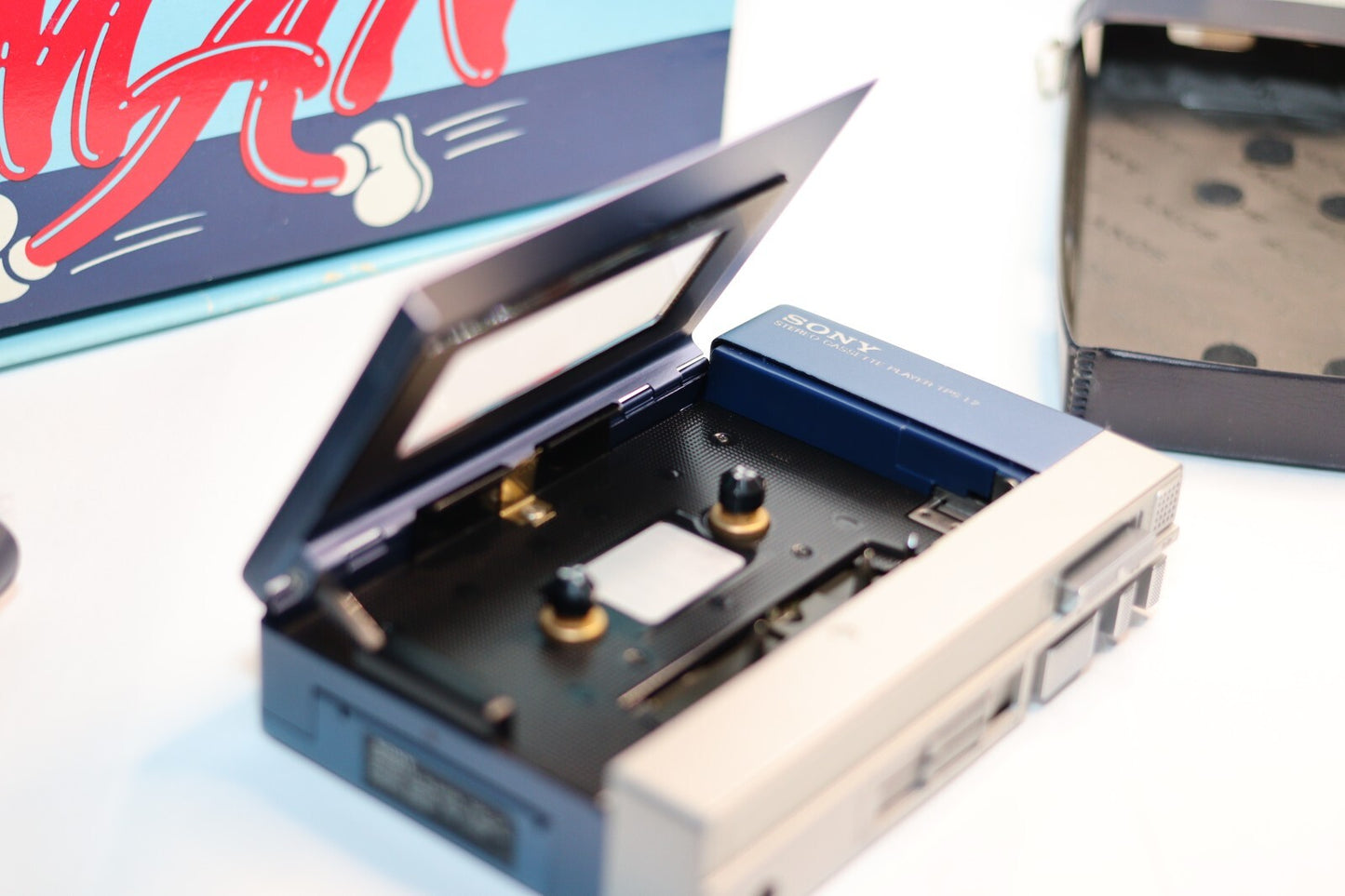 REFURBISHED - Sony Walkman Cassette Player Sony TPS-L2, Including Accessories in Original box. Rare Japanese Version Serial matched - (Fully Operational) Serial No: 62646