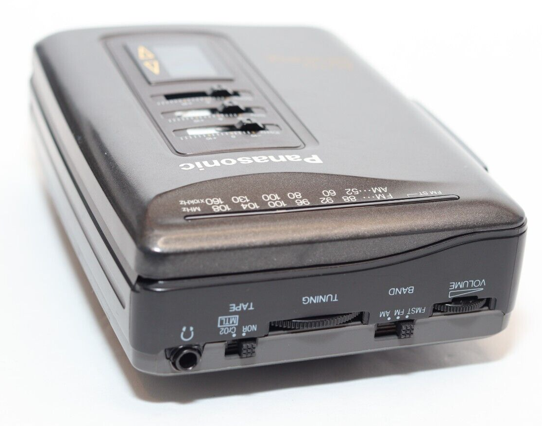 REFURBISHED - Panasonic Radio/Cassette Player RQ-V152 - (Fully Operational) SN: BA1IB26721