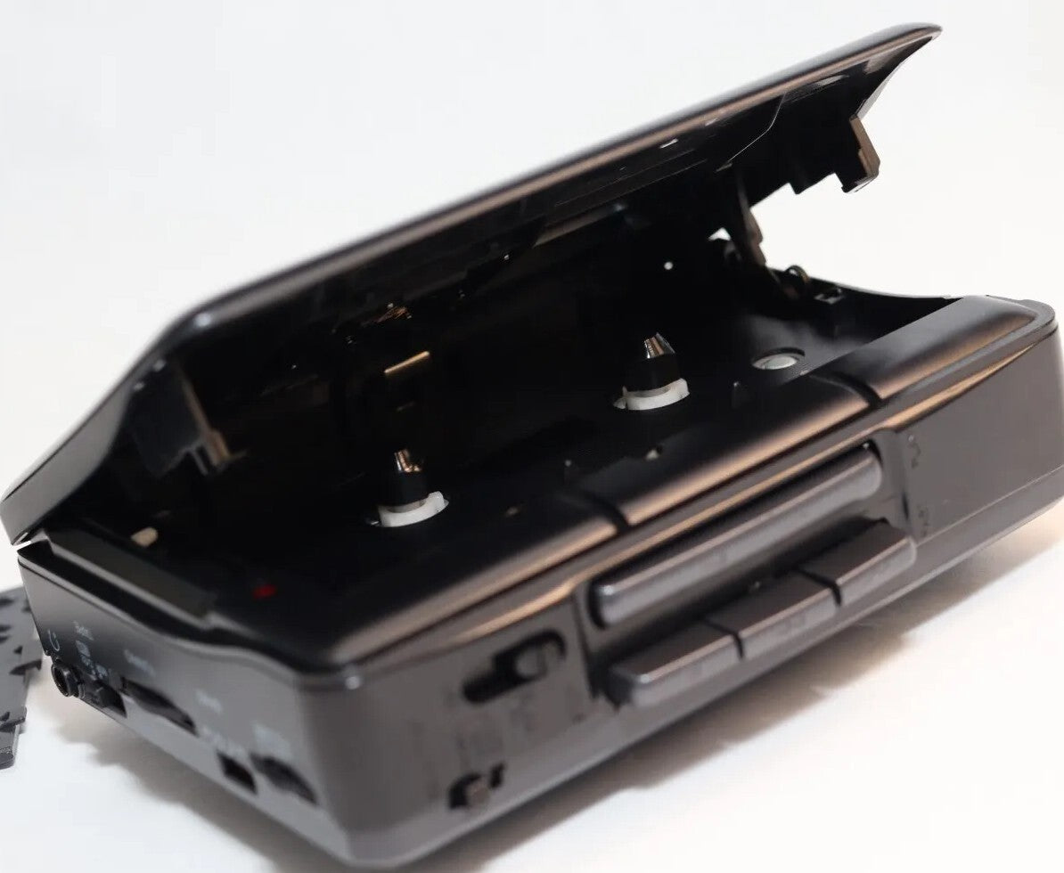 REFURBISHED - Panasonic Radio/Cassette Player RQ-V153 - (Fully Operational) Serial No:BA2EB23827