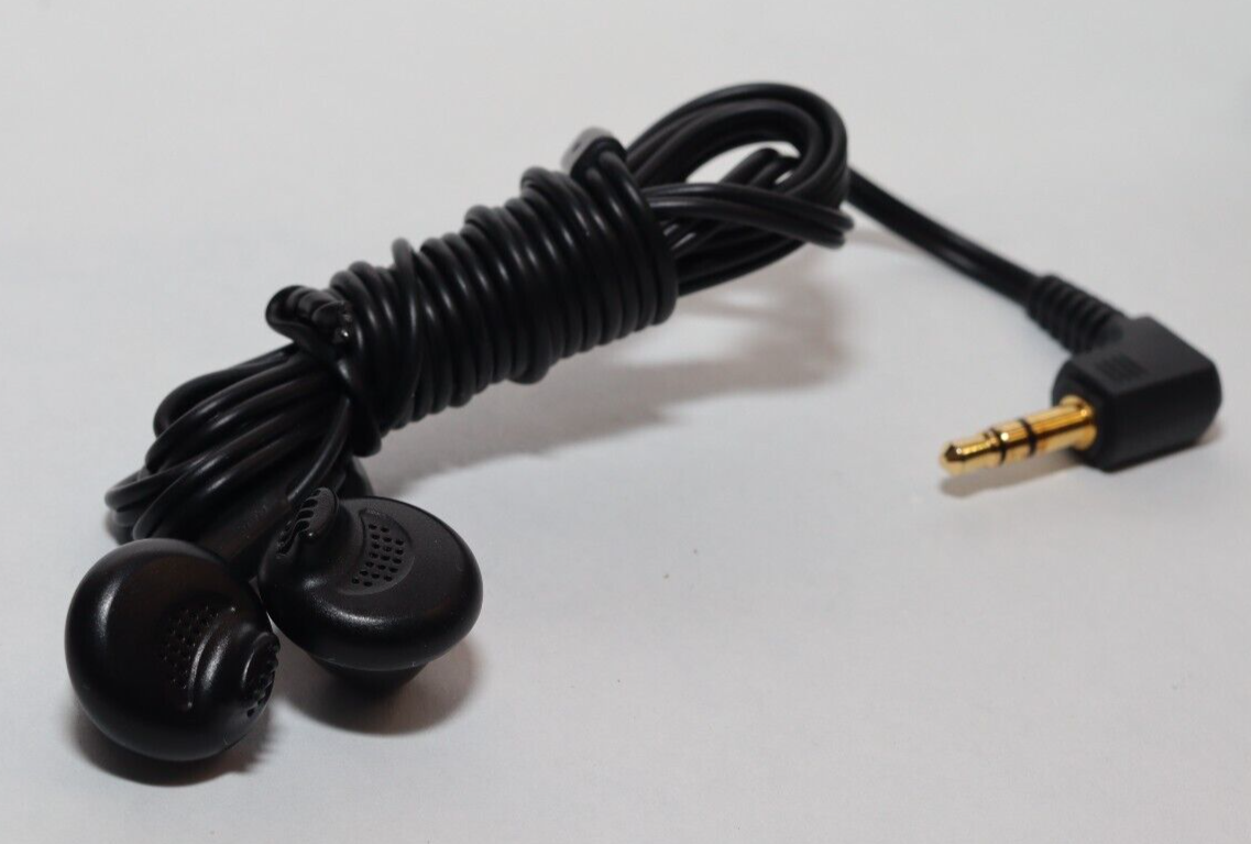 REFURBISHED - Panasonic Radio/Cassette Player RQ-E27V - In Original Box , Headphones and Documents. Serial Number: BD1JA008262 - (Fully Operational)